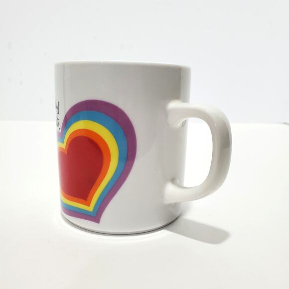 Vtg Avon "The Love Mug" Rainbow Heart 1983 Easter Ceramic Coffee Mug - Picture 2 of 9